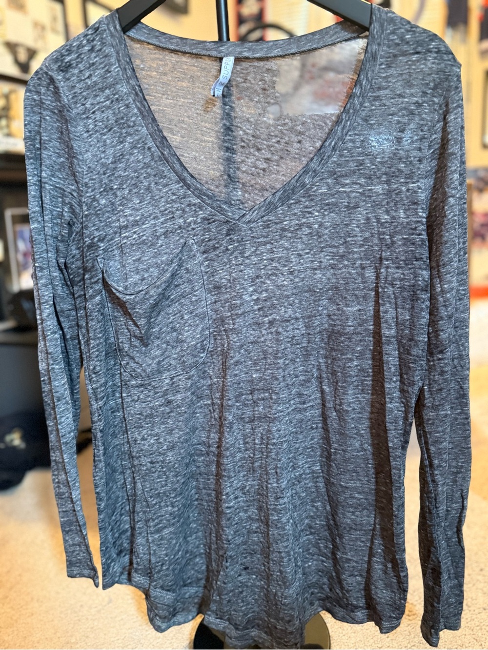 ZSupply Lightweight Women's V-Neck Long Sleeve Top - Charcoal